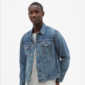 GAP Men’s Icon Denim jacket